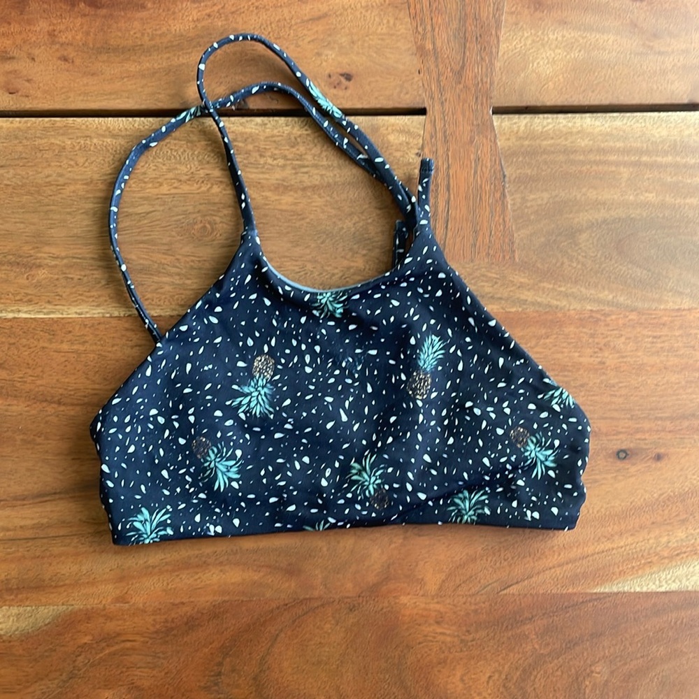 BRAND NEW jolyn halter tie back top